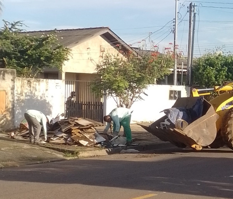 Noticia nesta-semana-equipes-do-mutirao-contra-a-dengue-estao-no-jardim-das-violetas